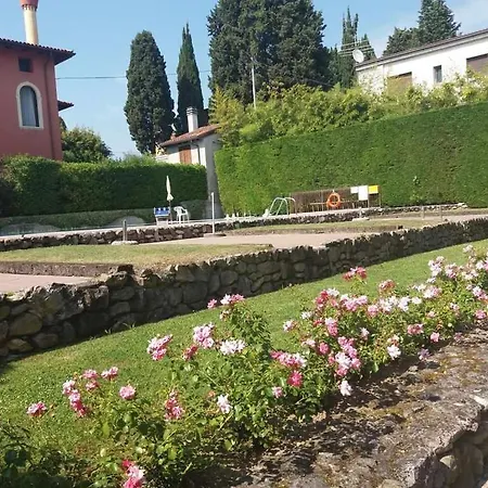 Don Piscina Giardino 200m Dal